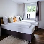 Modern, 4pers, Nahe S-bahn - Salt Appartement *